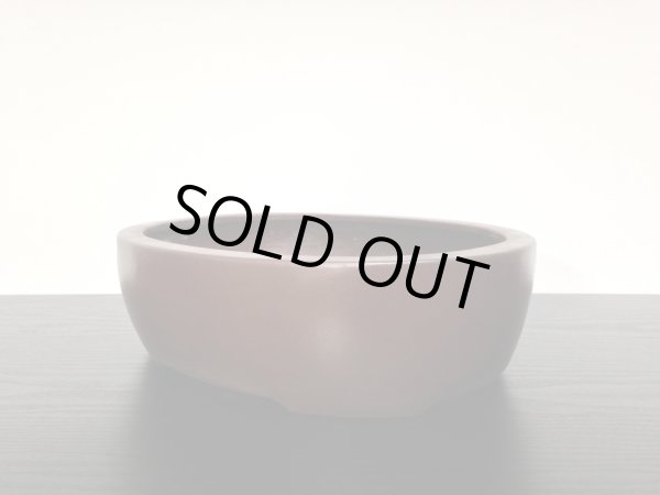 画像4: 常滑鉢　「山秋造印」　朱泥内縁楕円鉢 (4)