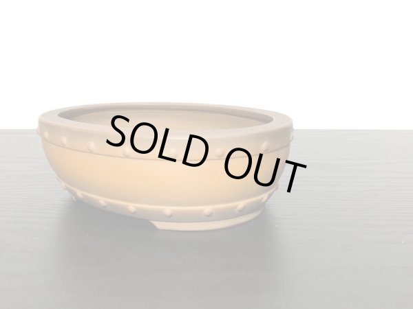 画像2: 常滑鉢　「美芸」　内縁鋲打楕円鉢 (2)