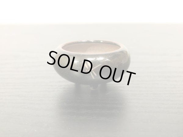 画像2: 沈壽官窯小品盆栽鉢　薩摩焼/黒薩摩　「銀とんぼ」　盆器袋 (2)