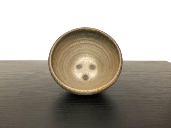 画像4: 常滑鉢　「松下凡才」　帯縁丸鉢 (4)