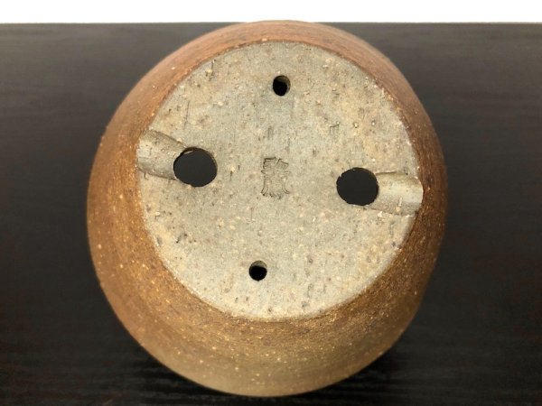 画像2: 常滑鉢　「黎鳳」　変形丸鉢 (2)